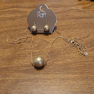 Rain Gold Necklace and Earring Set